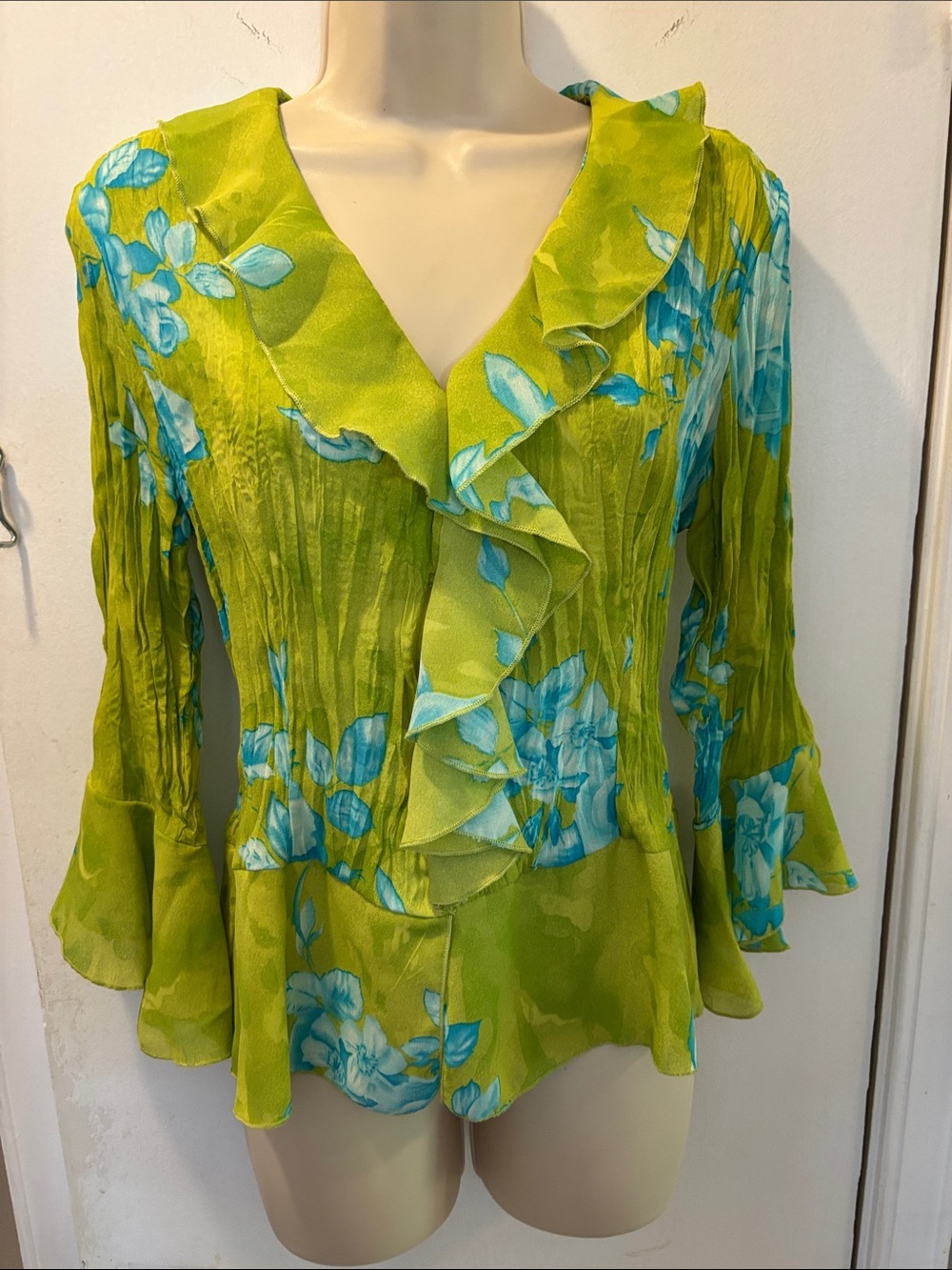 Jaipur small Floral Ruffle V-Neck Blouse 26-385